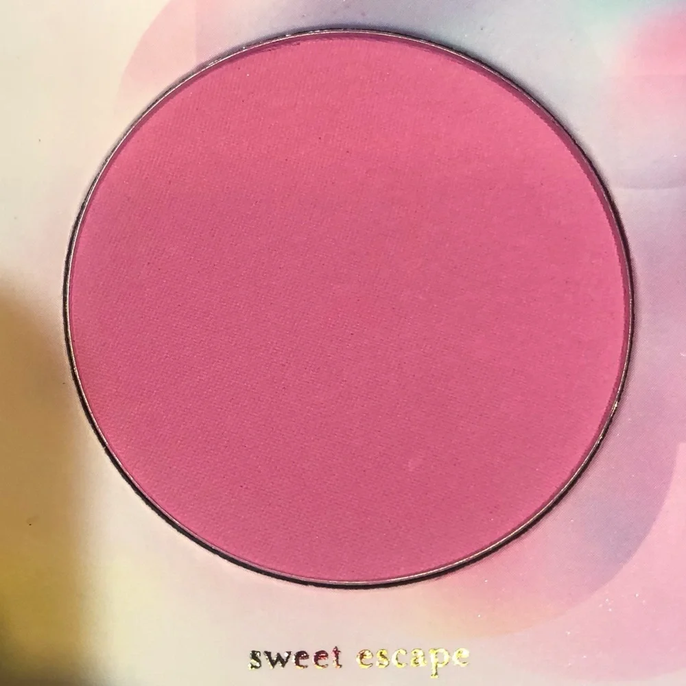 BNIB! ZOEVA Sweet Glamour Blush and Highlighter Palette 🎨